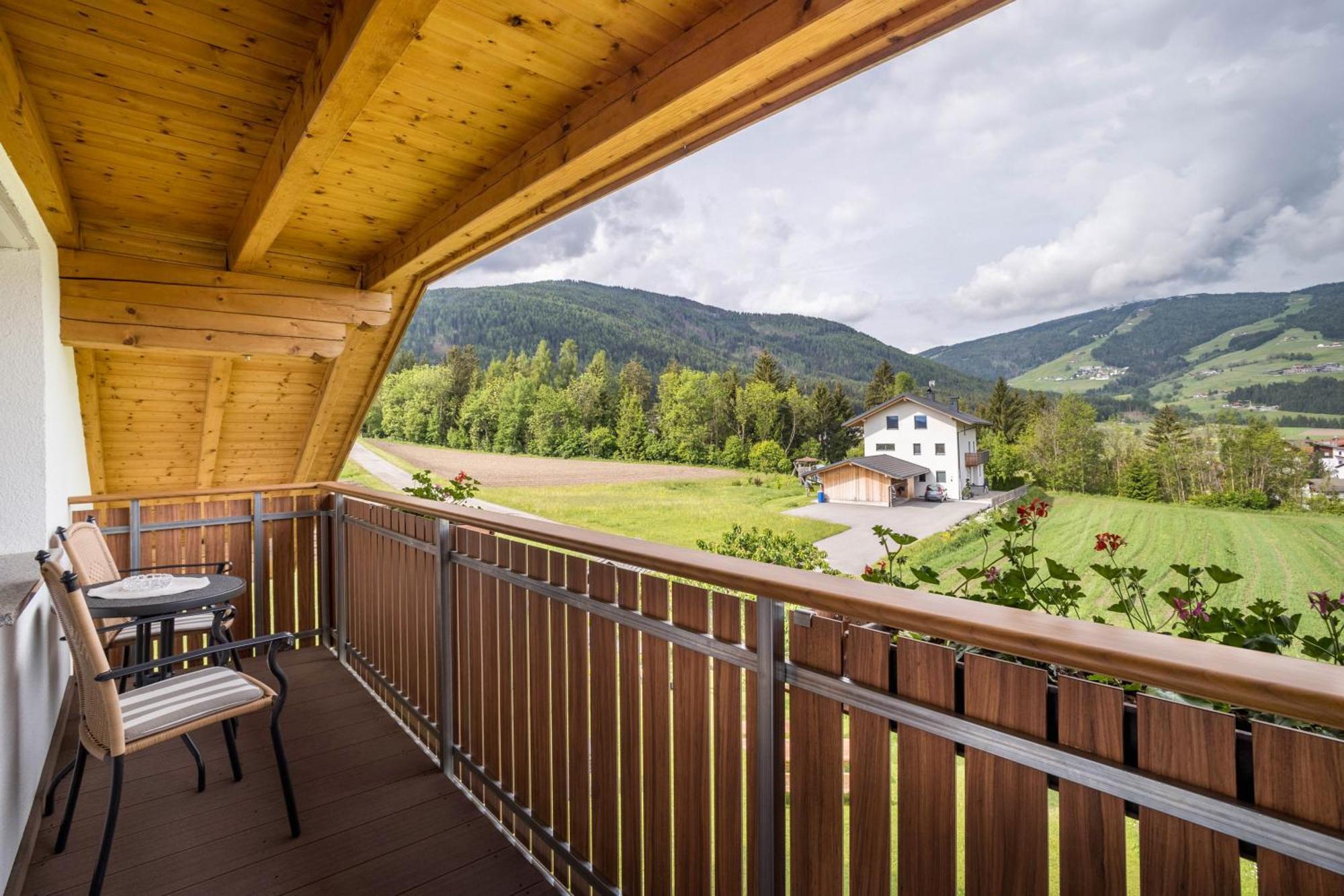Oberhoelzlhof Valdaora di Sopra Dış mekan fotoğraf